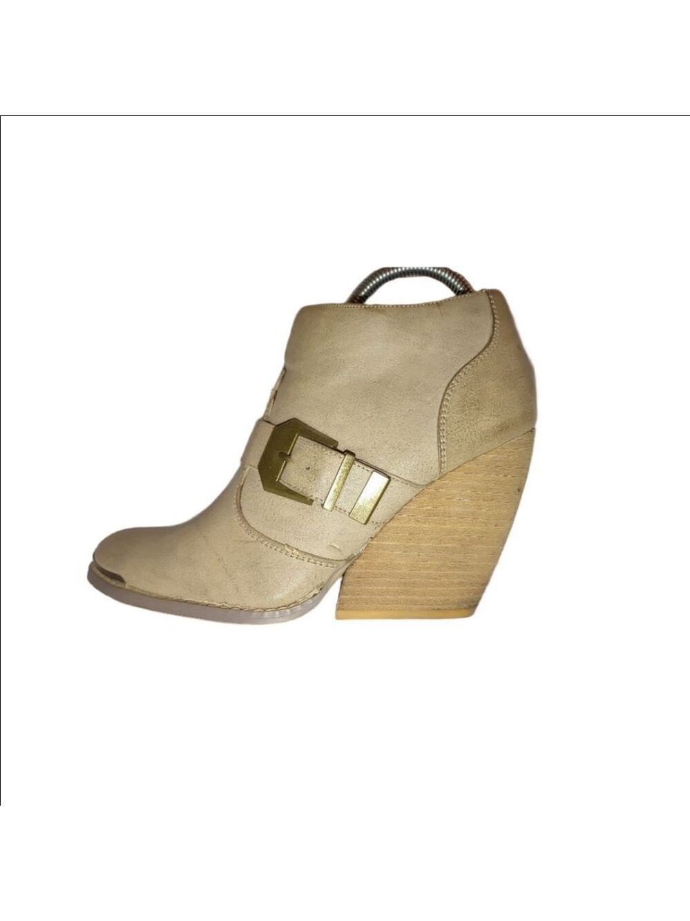 Very Volatile Ankle Boots Size 8.5